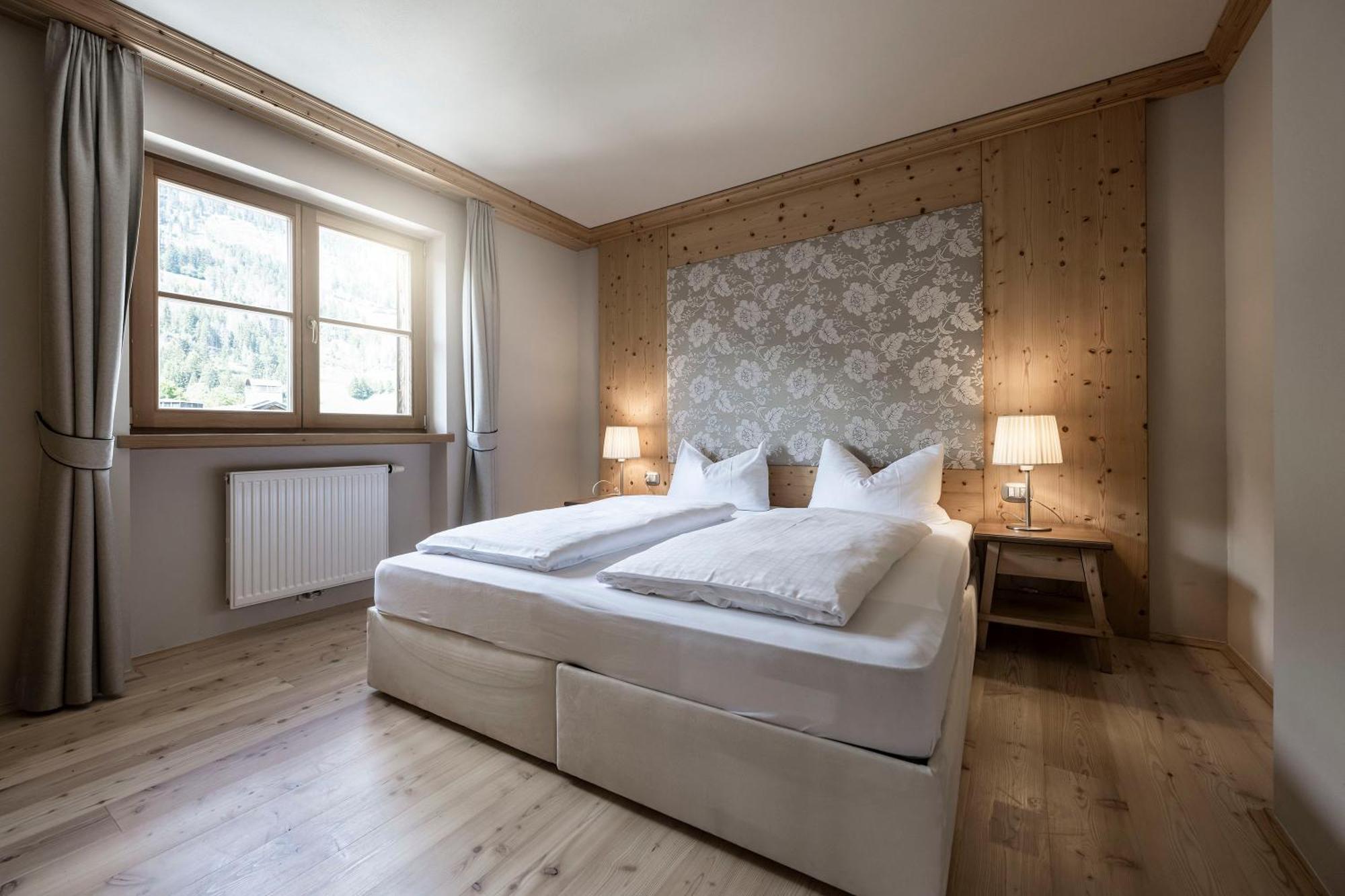 Aparthotel Post Alpina - Family Mountain Innichen